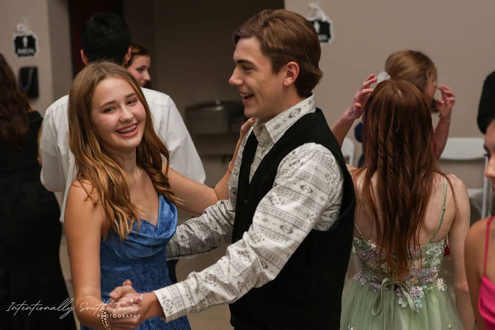 hoco-dance-01